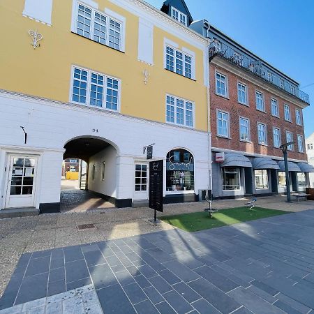 Aday - Charming Apartment In The Pedestrian Street Of Frederikshavn Esterno foto