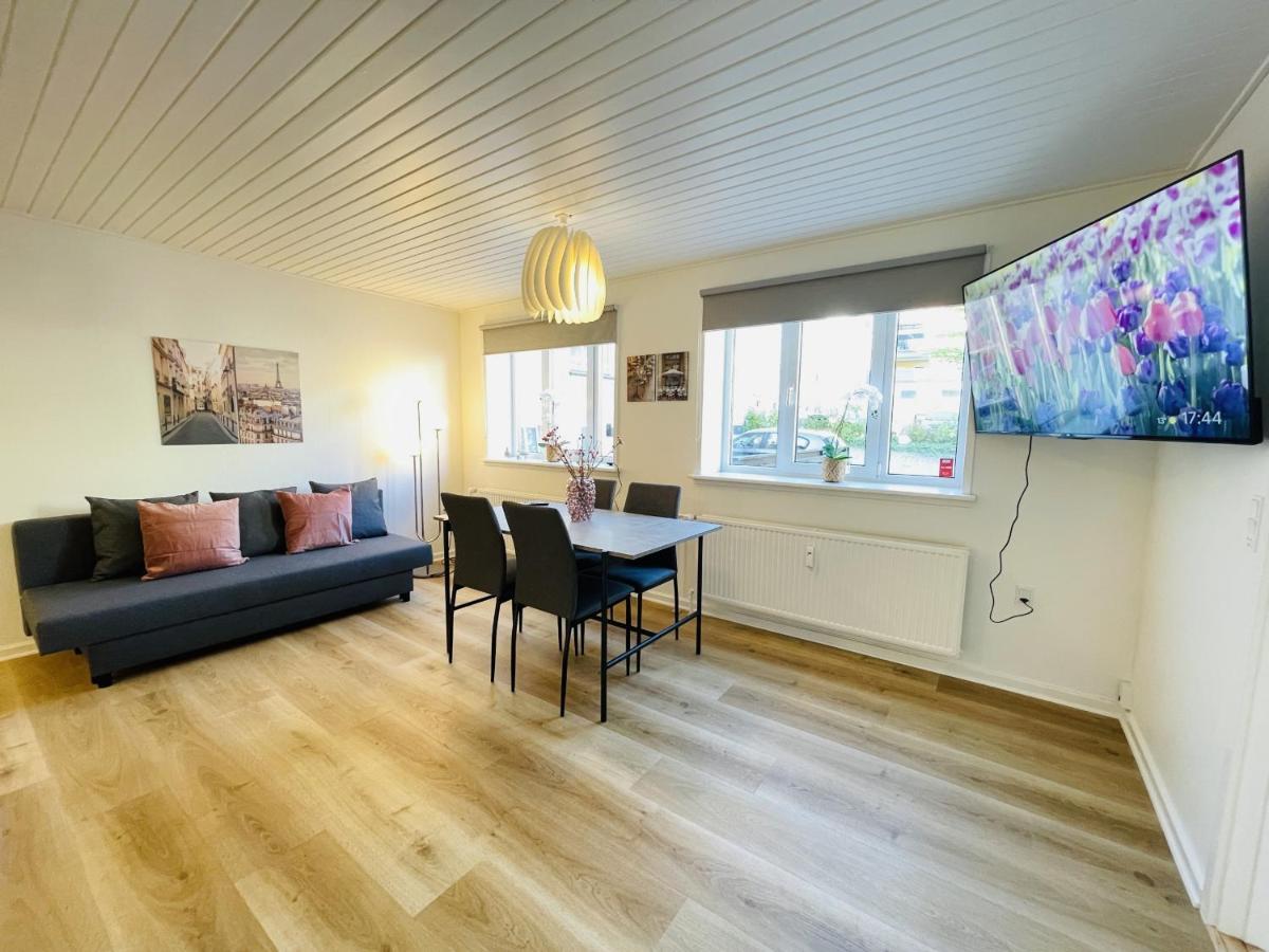 Aday - Charming Apartment In The Pedestrian Street Of Frederikshavn Esterno foto