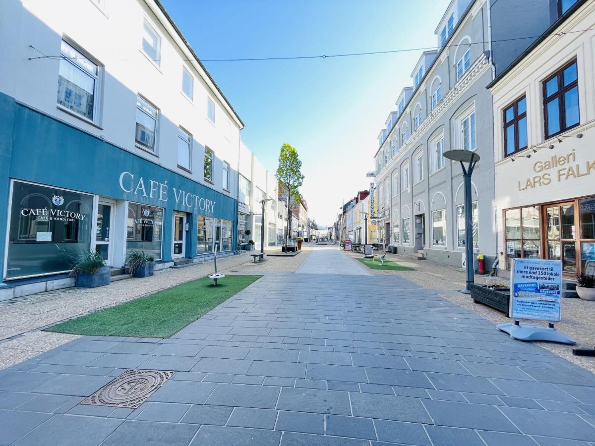 Aday - Charming Apartment In The Pedestrian Street Of Frederikshavn Esterno foto